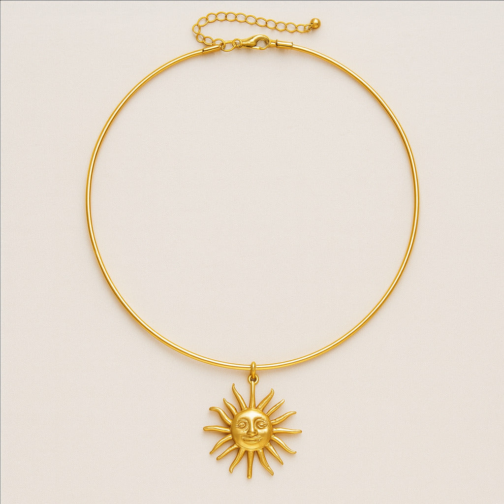 Soléa Pendant Necklace