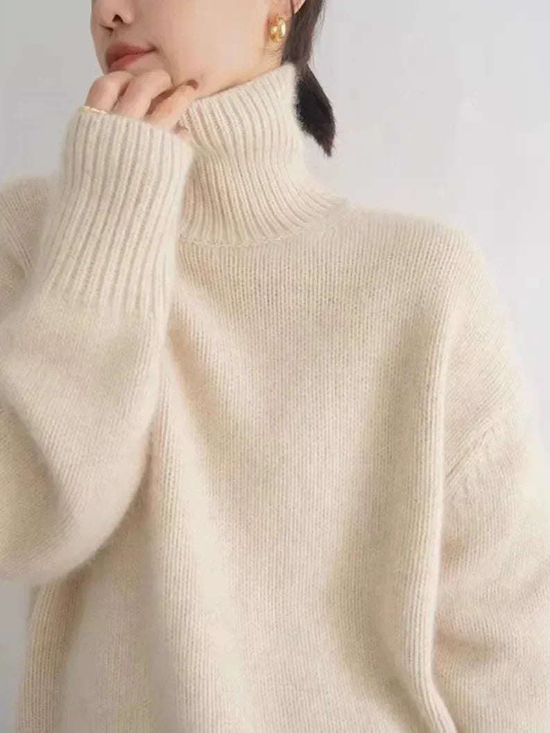Essence Pure Cashmere Turtleneck
