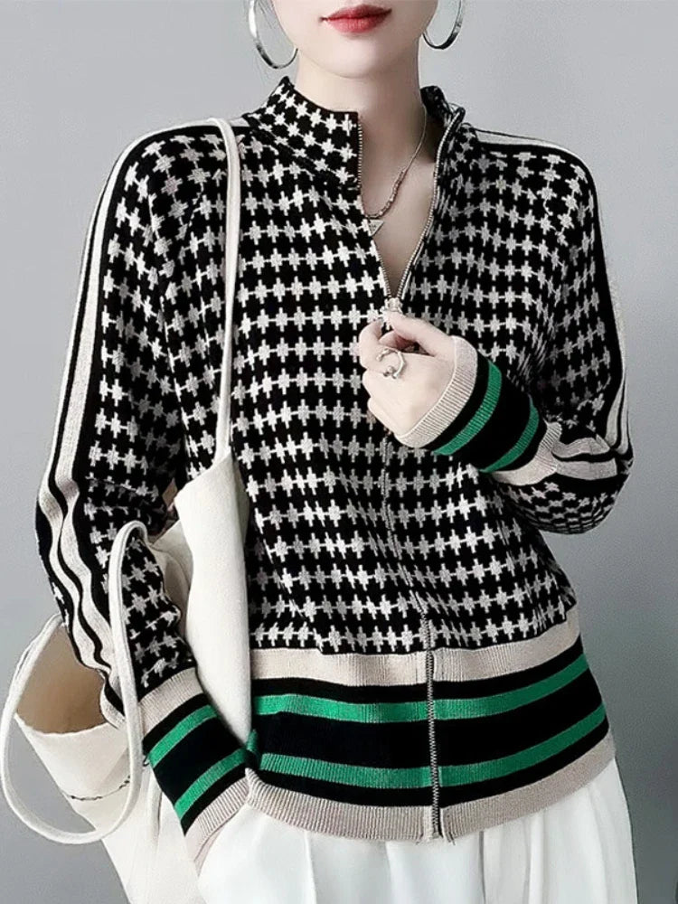 Janeth Houndstooth Pullover