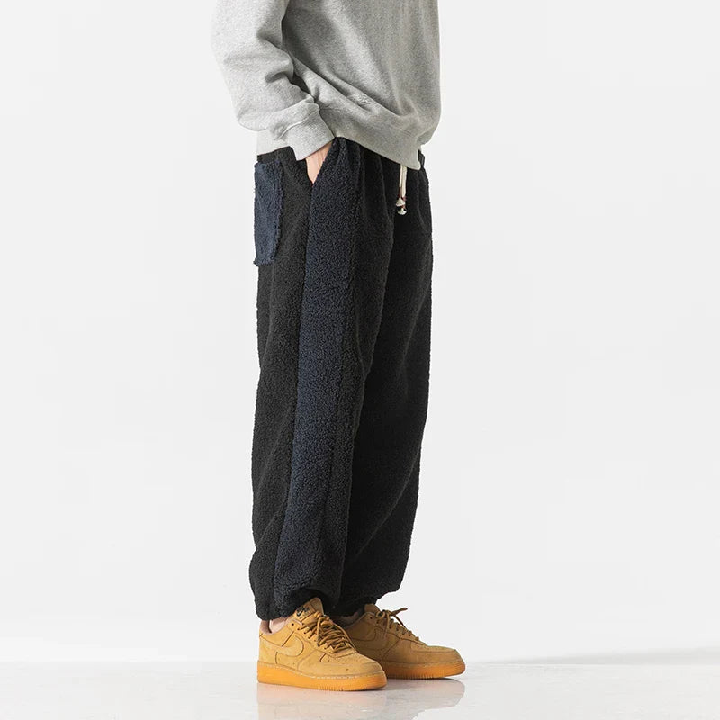 Summit Fleece Joggers