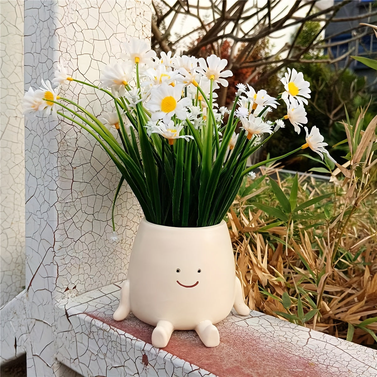 Sitting Flower Pot